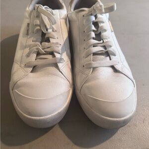 Dr. Scholl's Time Off Sneaker - TikTok's Fave Travel Shoes - White